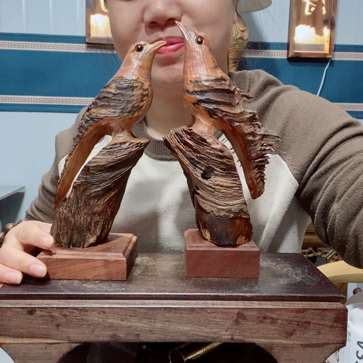 余***张百年树的设计风格