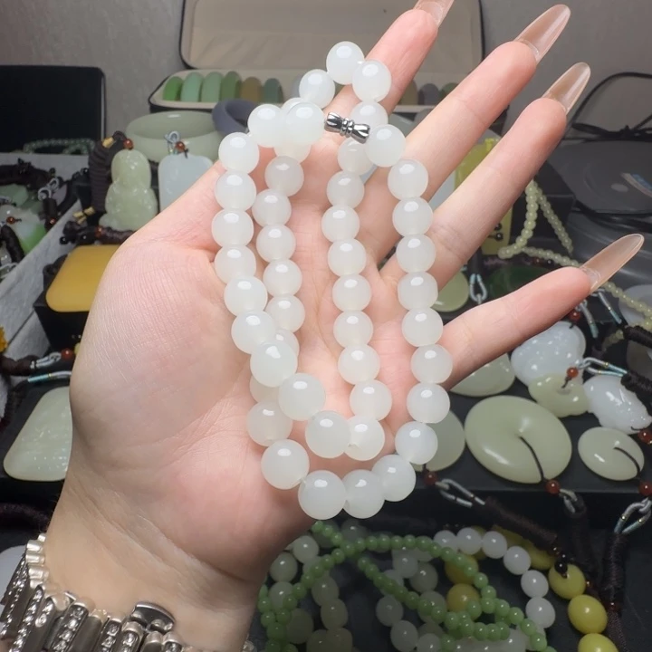 新疆老料羊脂白妈妈链