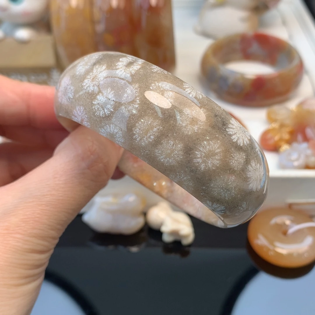 硅化珊瑚（珊瑚玉）手镯未镶嵌57.9口原1500