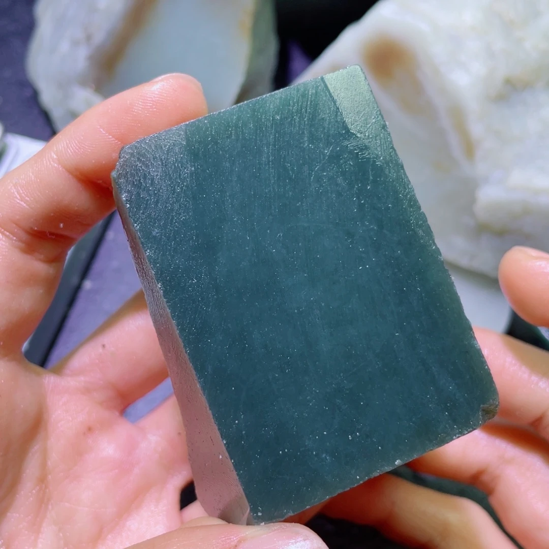 和田玉未镶嵌珠宝半成品