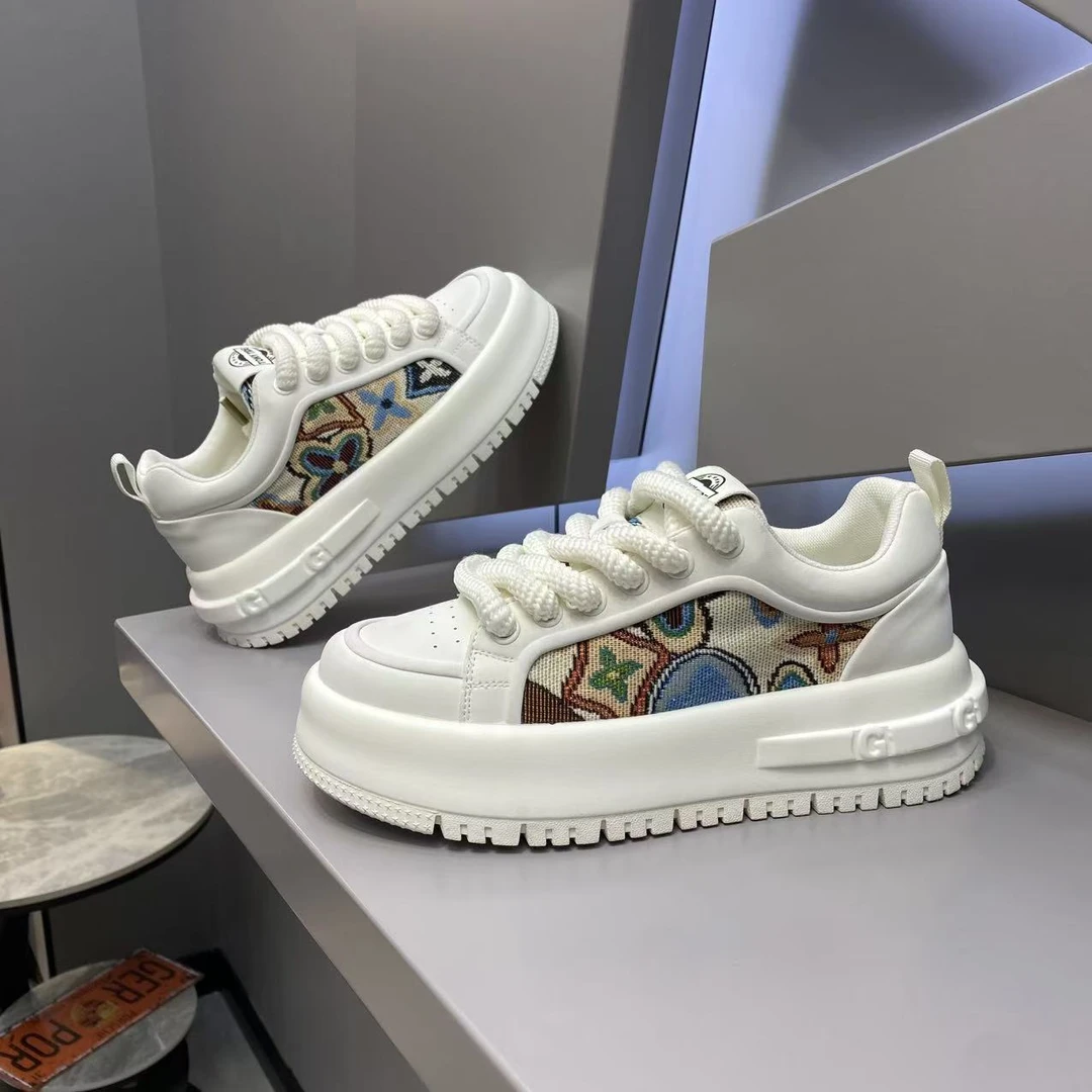 【皮鞋码】早秋款皮布拼接厚底百搭潮流男士时尚休闲潮鞋舒适款 tt