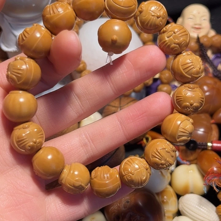 橄榄核手串/手链猴头哆啦A梦