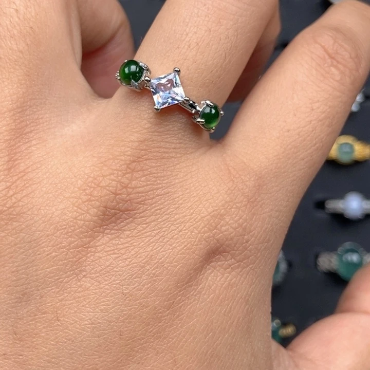 翡翠未镶嵌戒指戒指