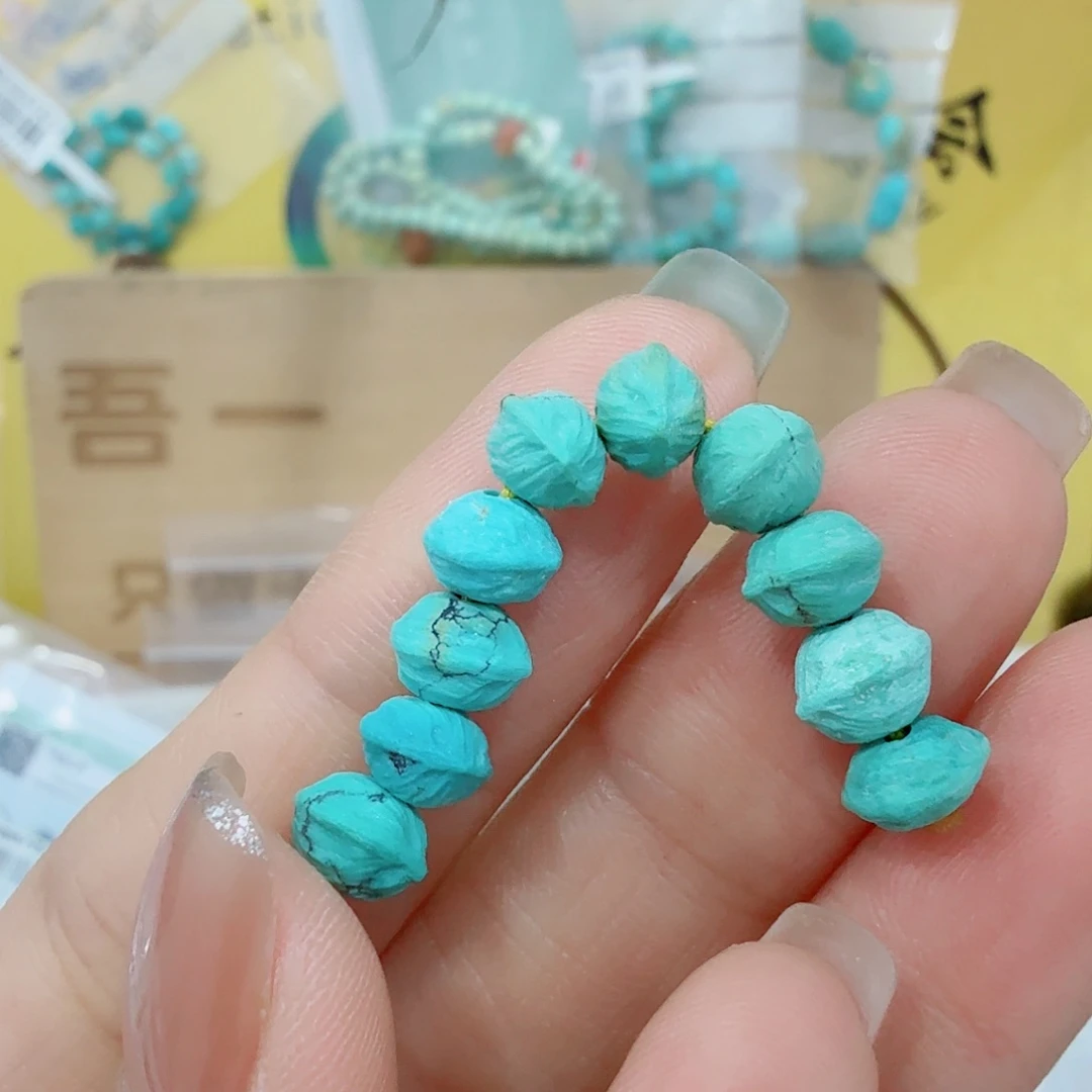 未镶嵌绿松石珠宝奇石