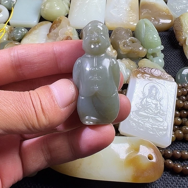 和田玉未镶嵌吊坠(不含链)