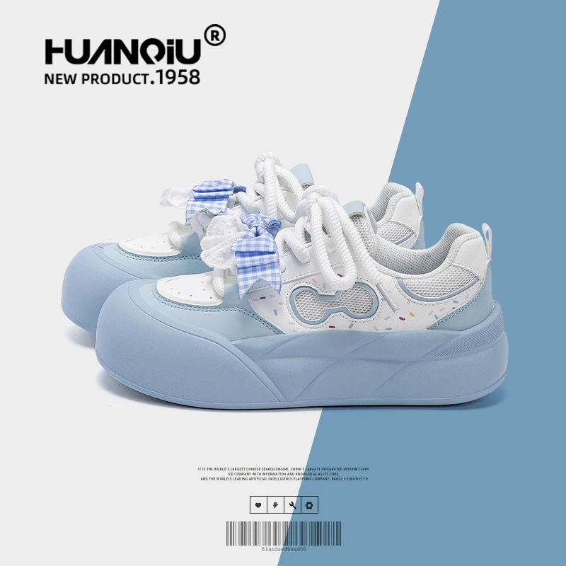 环球厚底小白鞋女2025新款秋季多巴胺女鞋百搭学生可爱风休闲板鞋