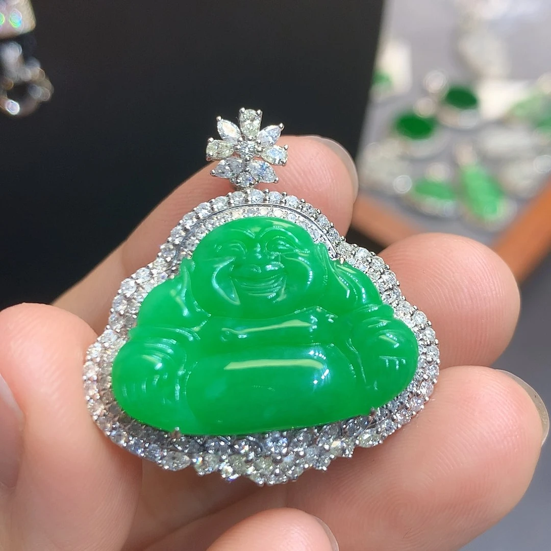 翡翠吊坠(不含链)18K金镶嵌