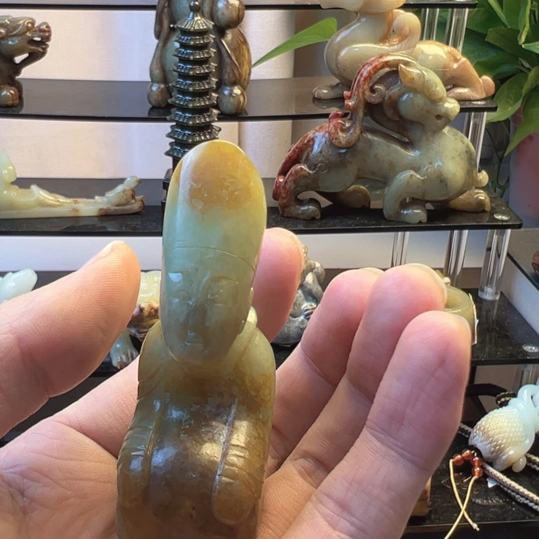 和田玉（糖玉）未镶嵌挂件