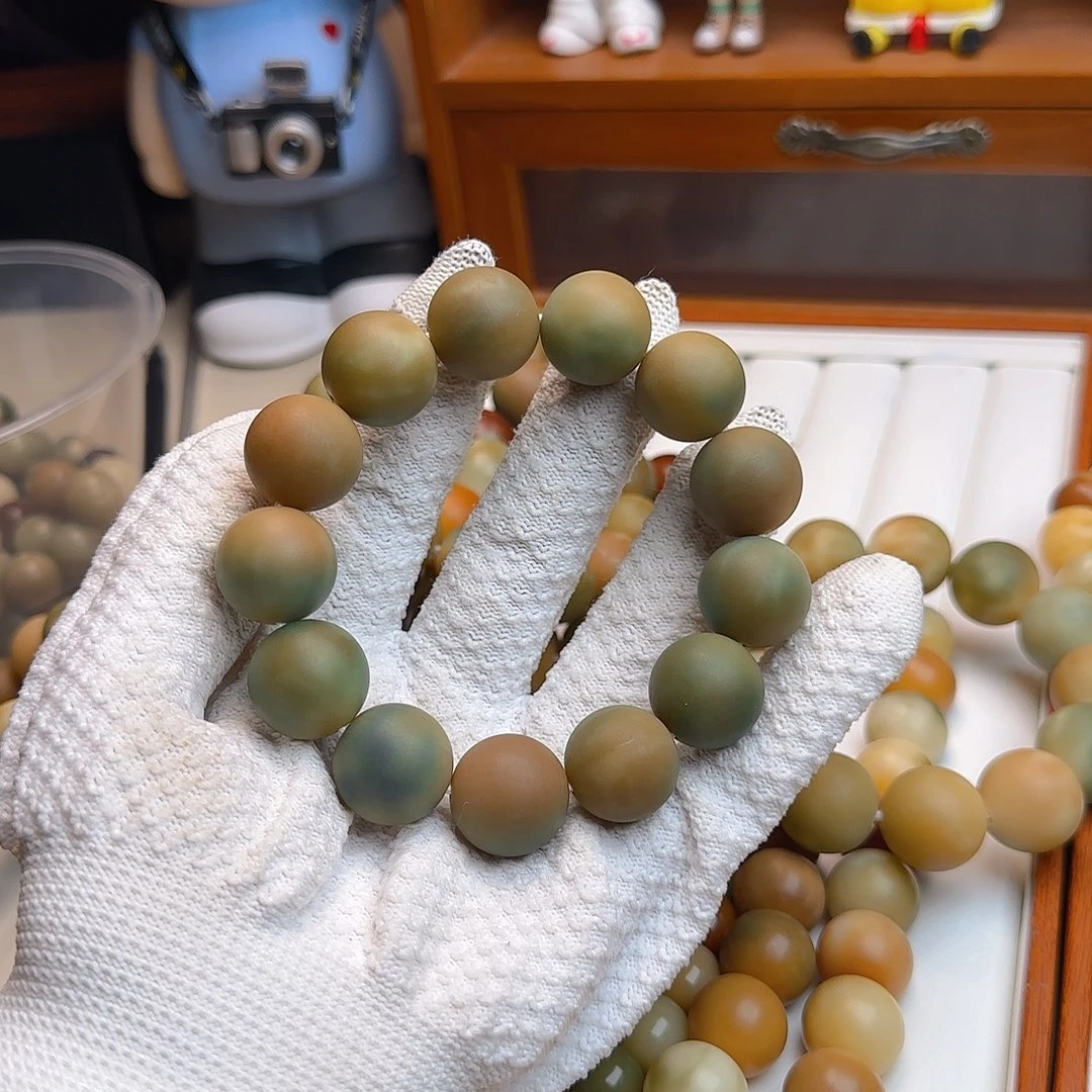 黄***金吊坠菩提根/象牙果卡19磨砂默认微瑕
