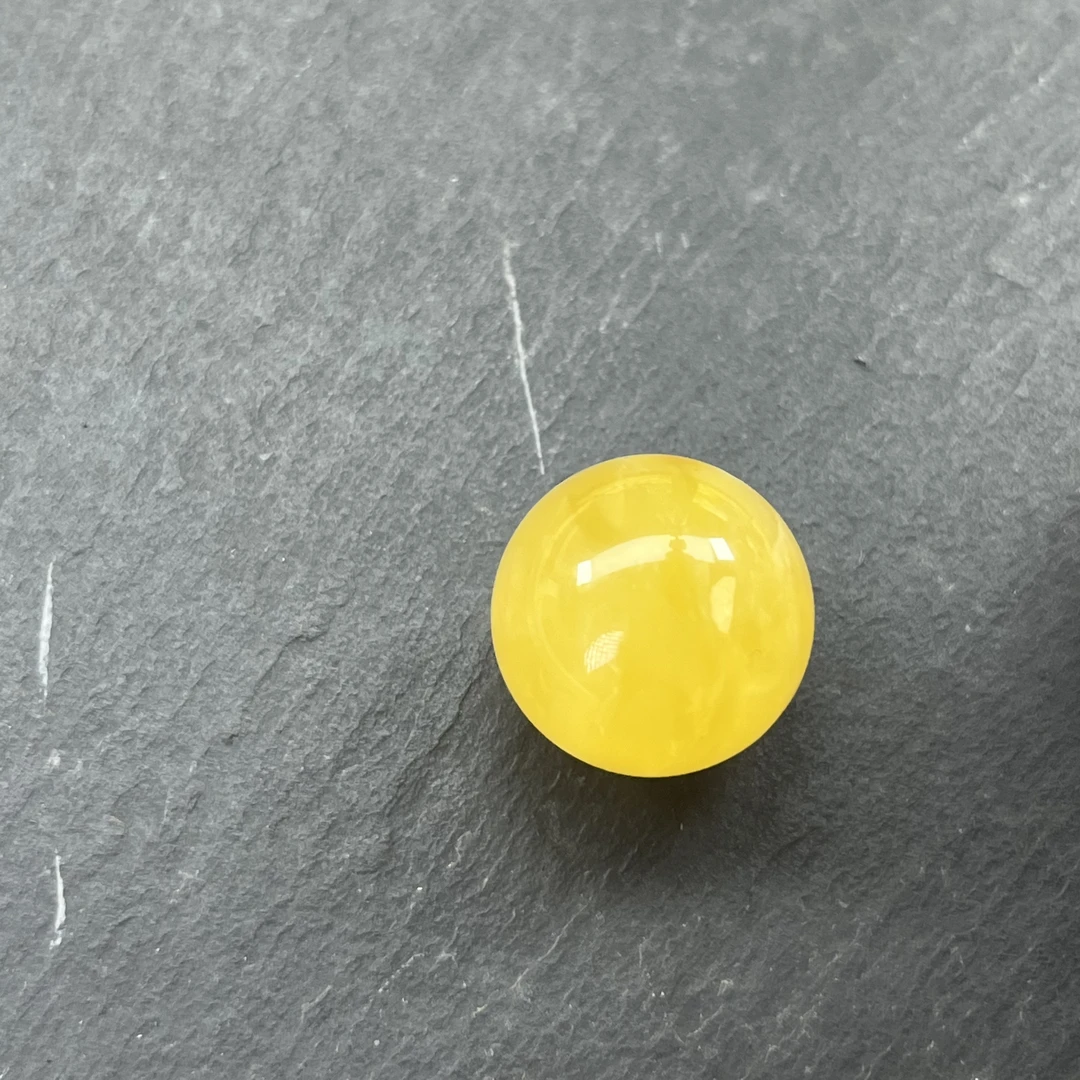 A389天然蜜蜡琥珀鸡油黄圆珠