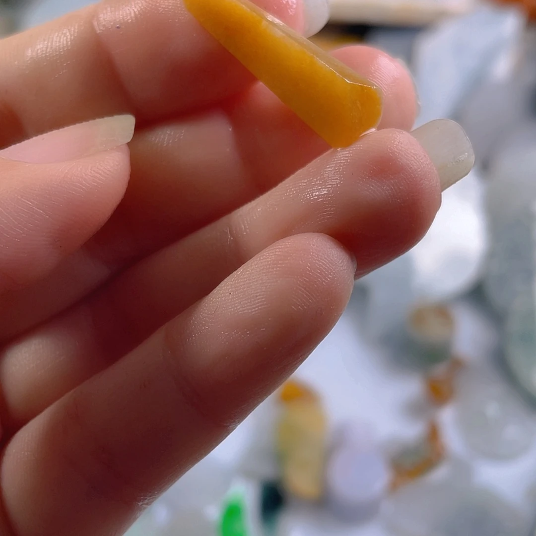 颈饰未镶嵌翡翠a