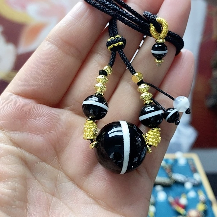 玛瑙/玉髓颈饰合金