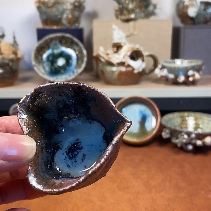 瓷片我们的确是一个人的生活