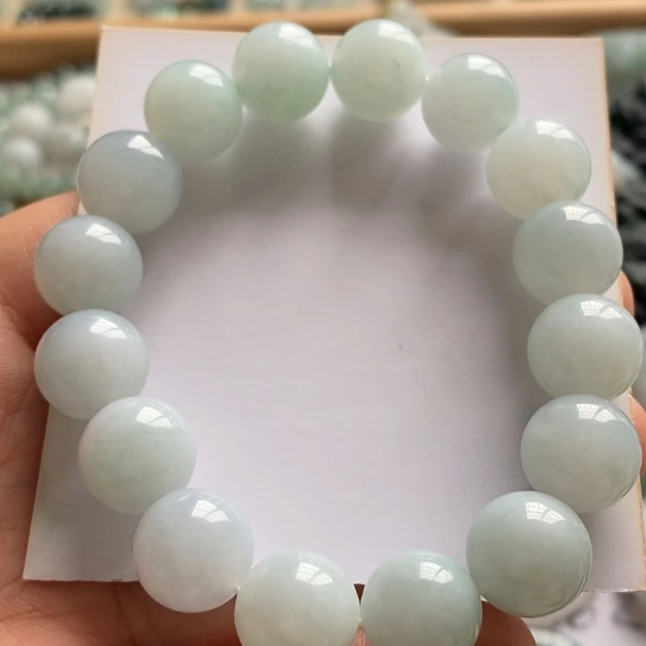 翡翠颈饰未镶嵌奈*斯天然翡翠手串