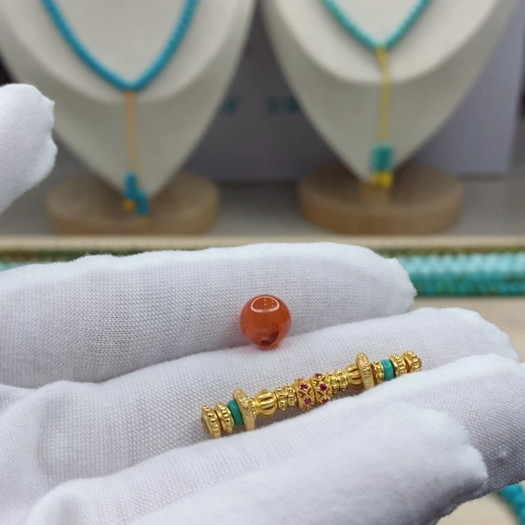 南红玛瑙未镶嵌珠宝奇石