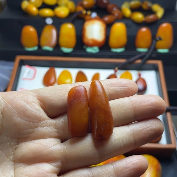 和田玉（糖玉）未镶嵌颈饰