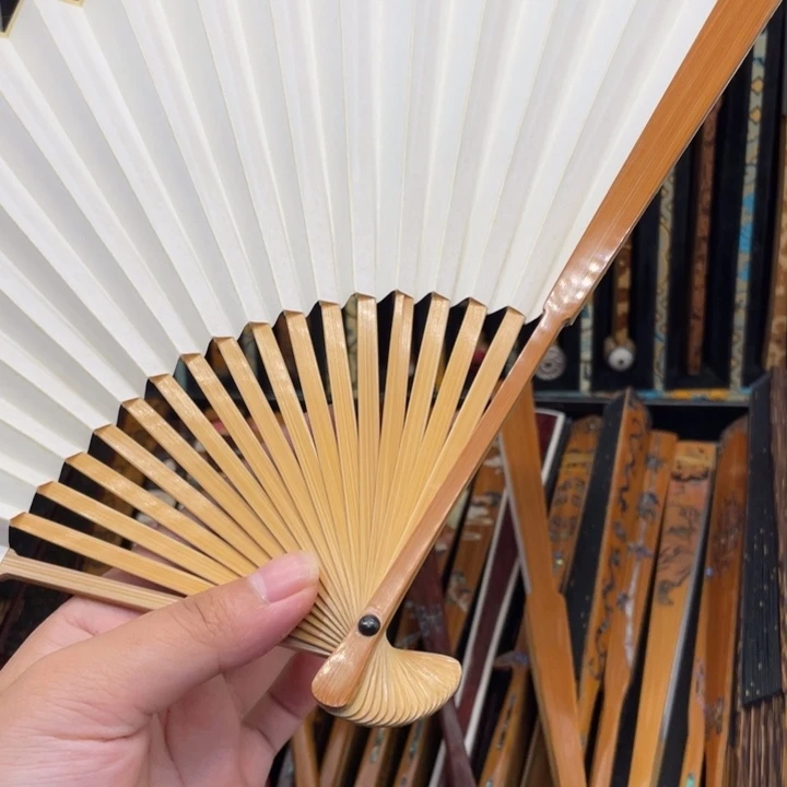 虎***鱼扇子经历了旅途快乐咯摸摸了