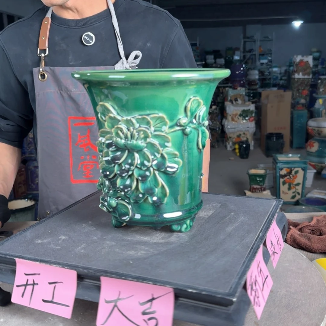 一风堂石湾花盆。