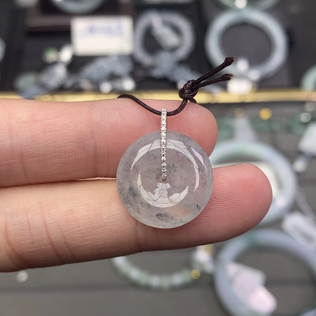 【闪购商品】颈饰未镶嵌翡翠翡翠