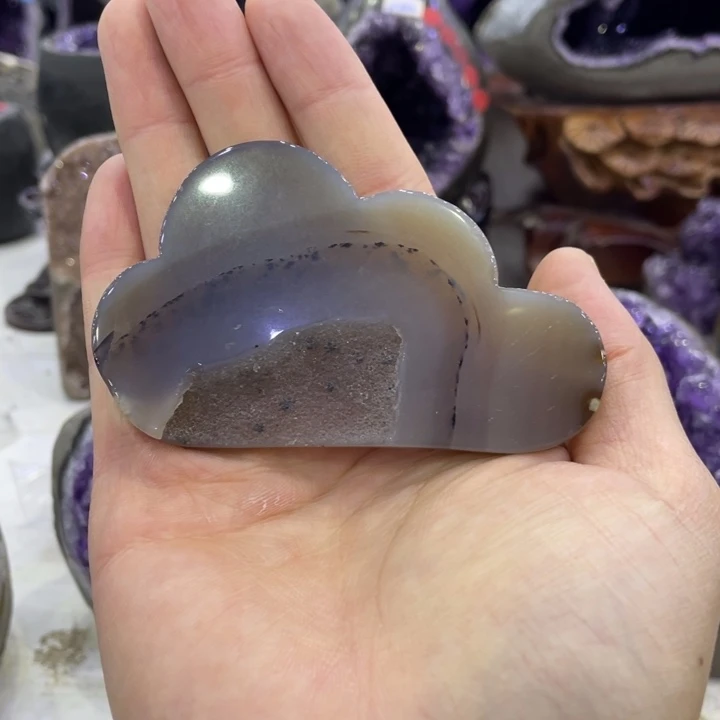 胡***行水晶未镶嵌珠宝半成品