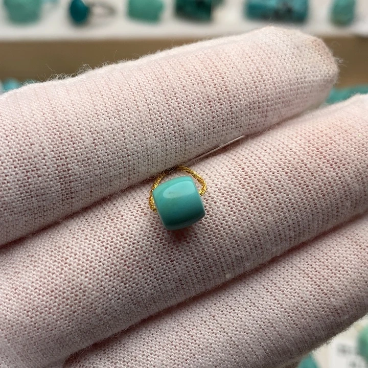 绿松石未镶嵌珠宝奇石6.7mm