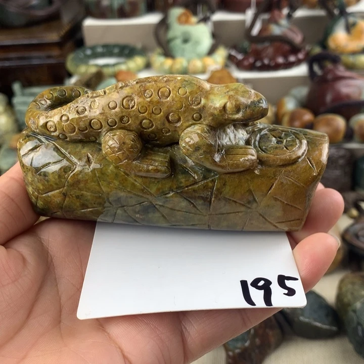 岫岩河磨玉（透闪石质玉）未镶嵌珠宝奇石