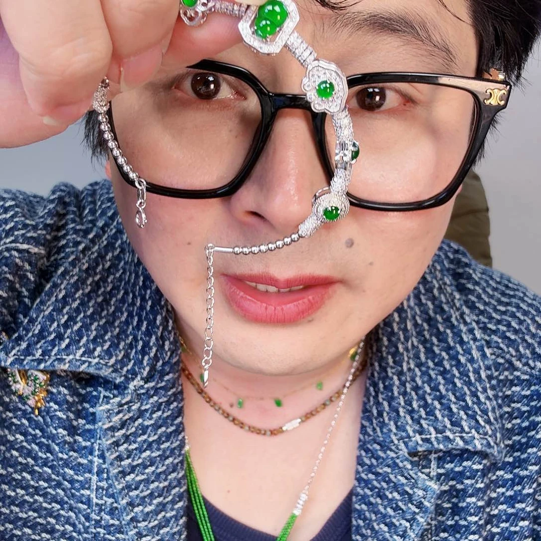 翡翠颈饰未镶嵌一个