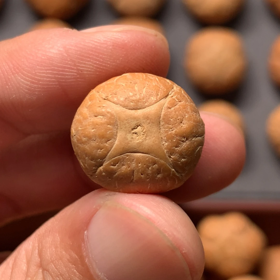 吊坠凤眼菩提18mm尼泊尔麒麟，打孔直播间和我说