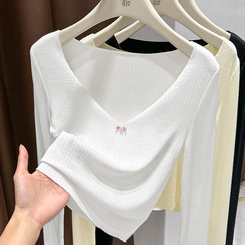 白色针织华夫罗纹长袖T恤女爆款2025新款夏季修身V领内搭高档上衣
