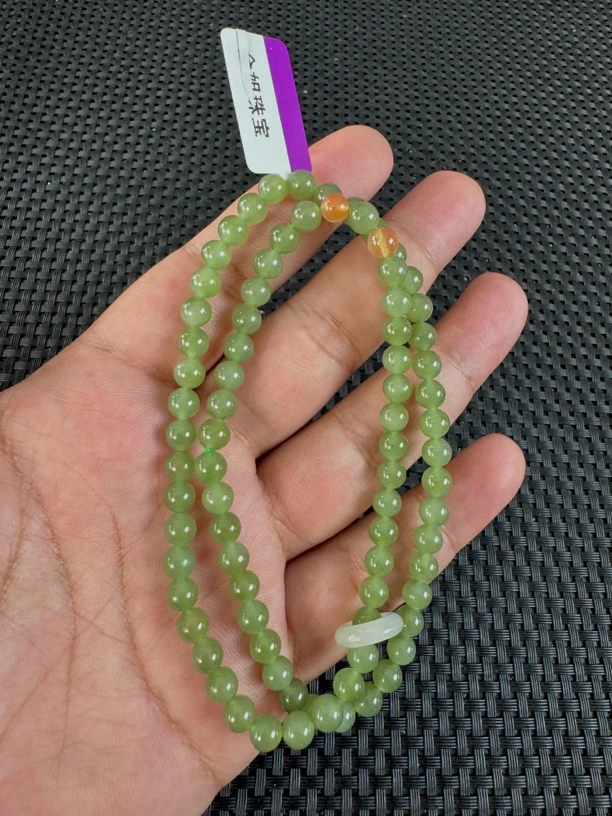 【520宠粉】碧玉冰底粉青约6mm弹力绳款妈妈链设计款（多样性发一）