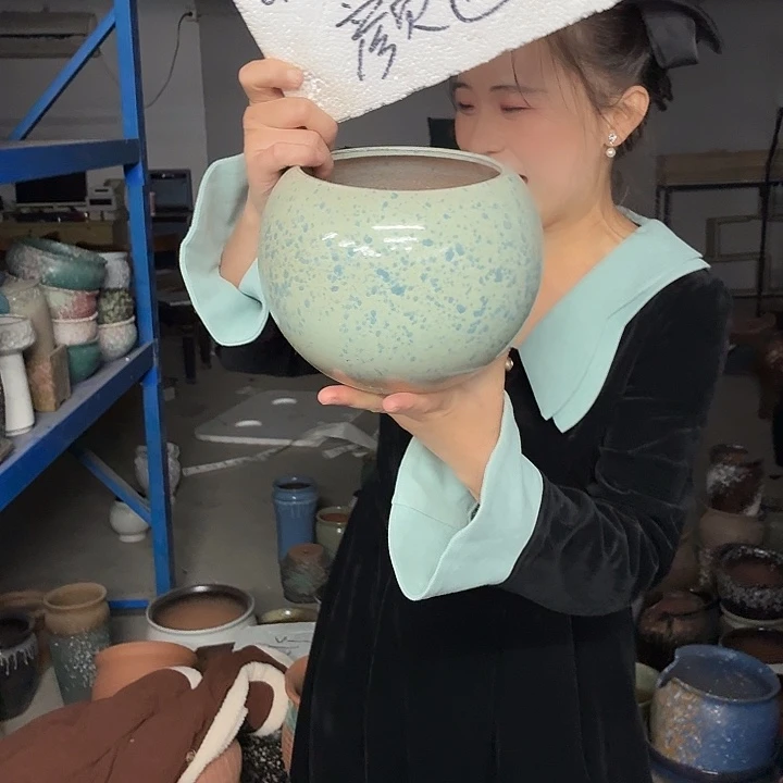 瑕疵-粗陶花盆有孔-买买买