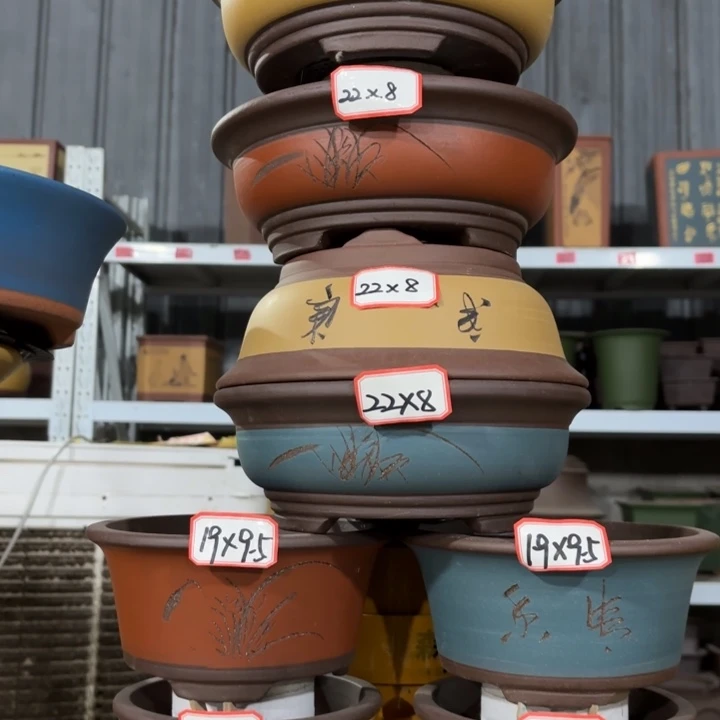 紫砂花盆100-8。