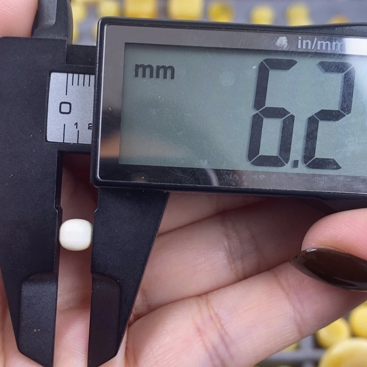 琥珀裸石未镶嵌琥珀蜜蜡2