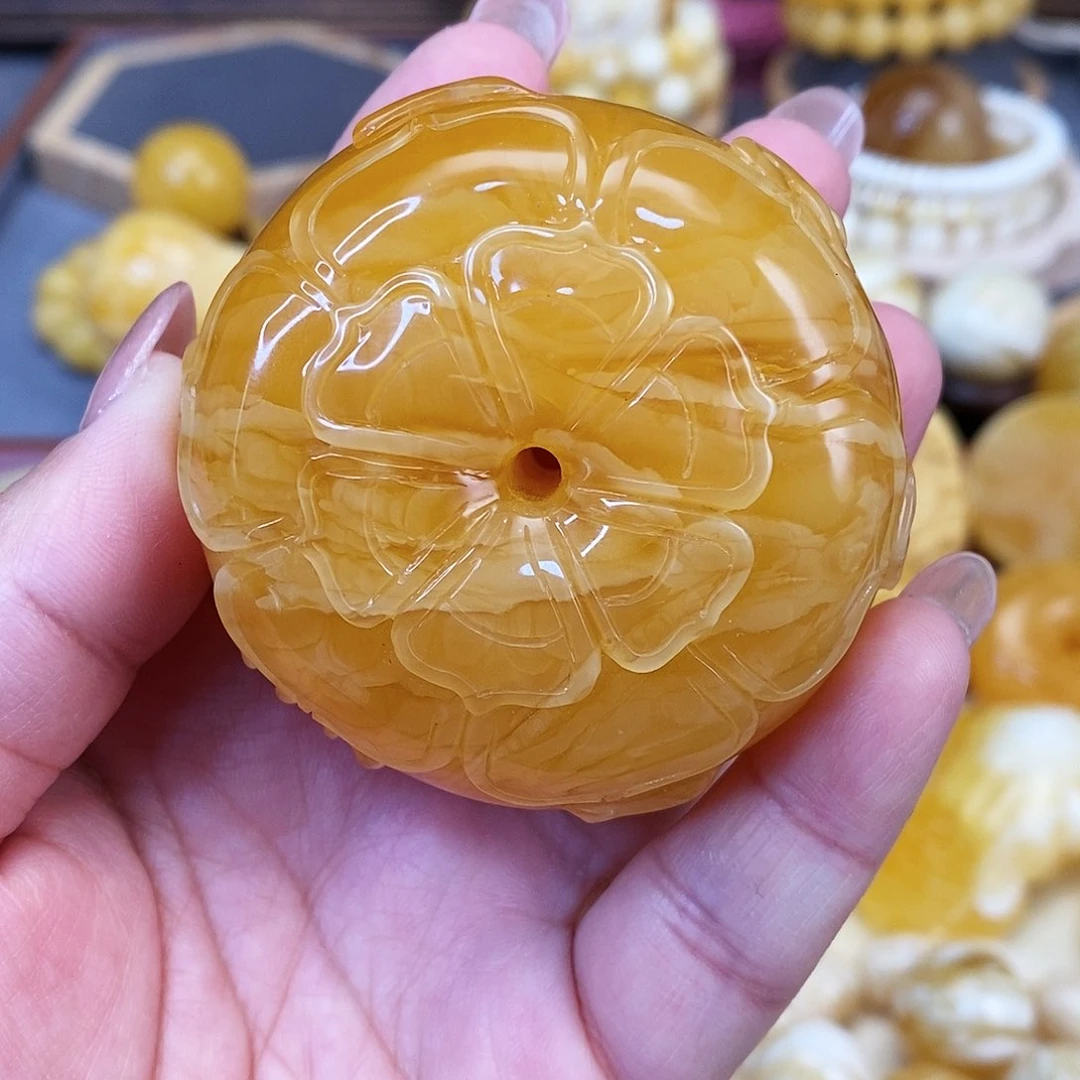 【闪购商品】蜜蜡裸石未镶嵌扣子