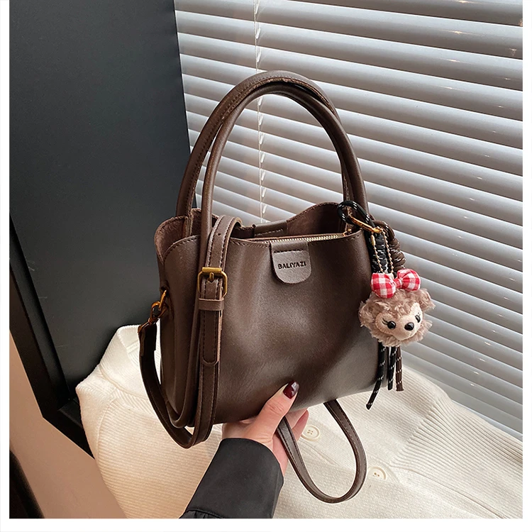 单肩包经典百搭女士斜跨时尚韩版洋气 休闲简约ins通勤 6017咖