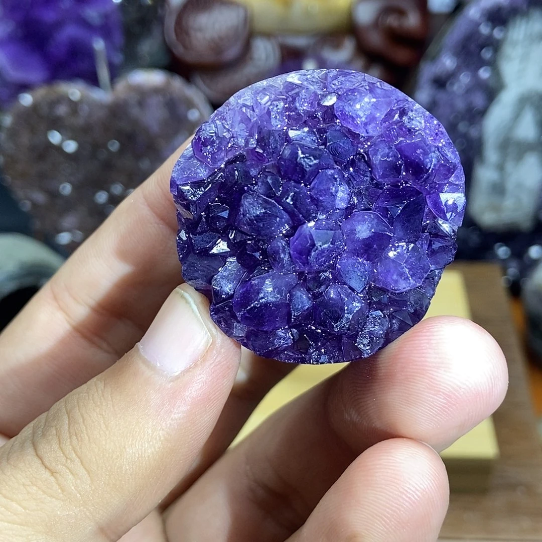 未镶嵌水晶大型摆件（非配饰）