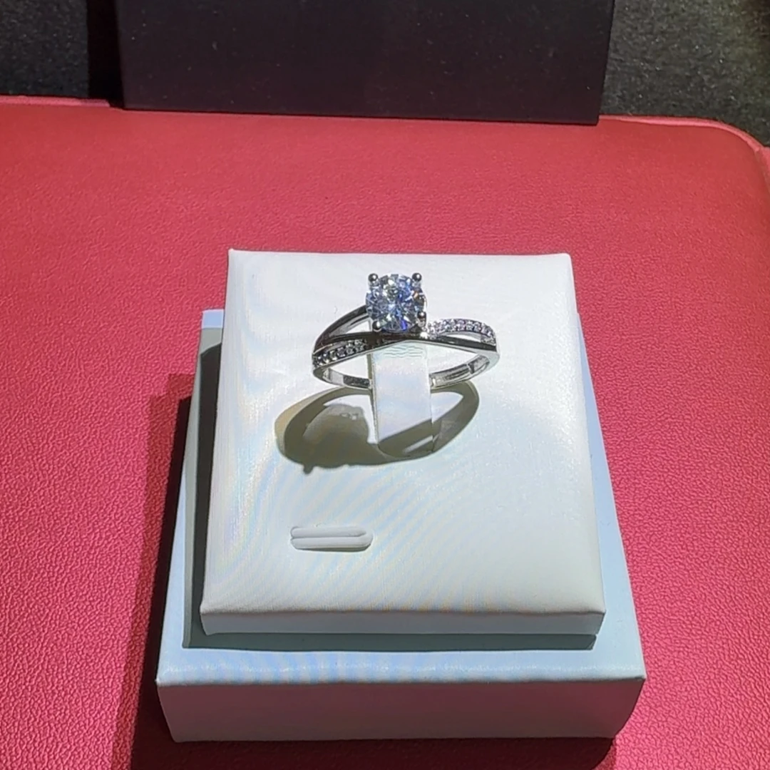 [南非甄选】 NFZX 高端定制 LC-117 环丝白色戒指