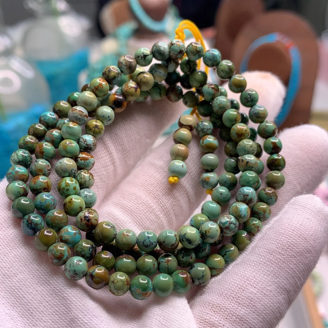 绿松石未镶嵌饰品