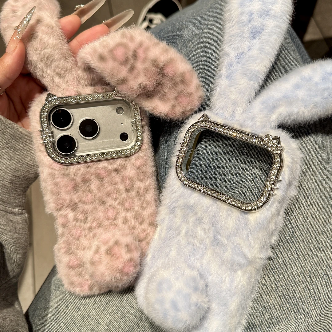 秋冬立体兔耳朵双面带钻豹纹毛绒保护套适用于iPhone16/17promax