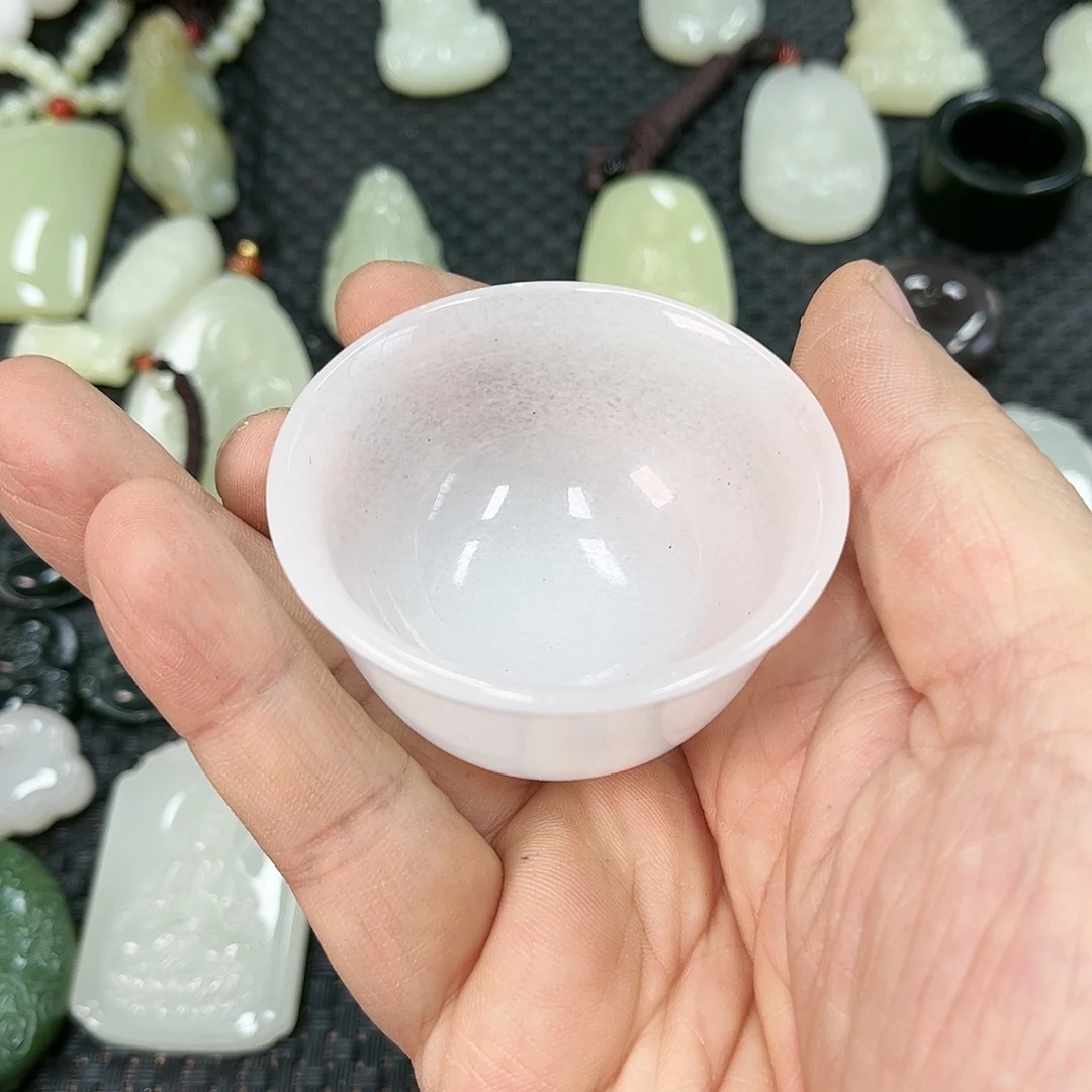 和田玉（糖玉）颈饰未镶嵌