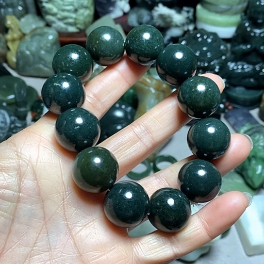 未镶嵌和田玉（糖玉）珠宝半成品青**律
