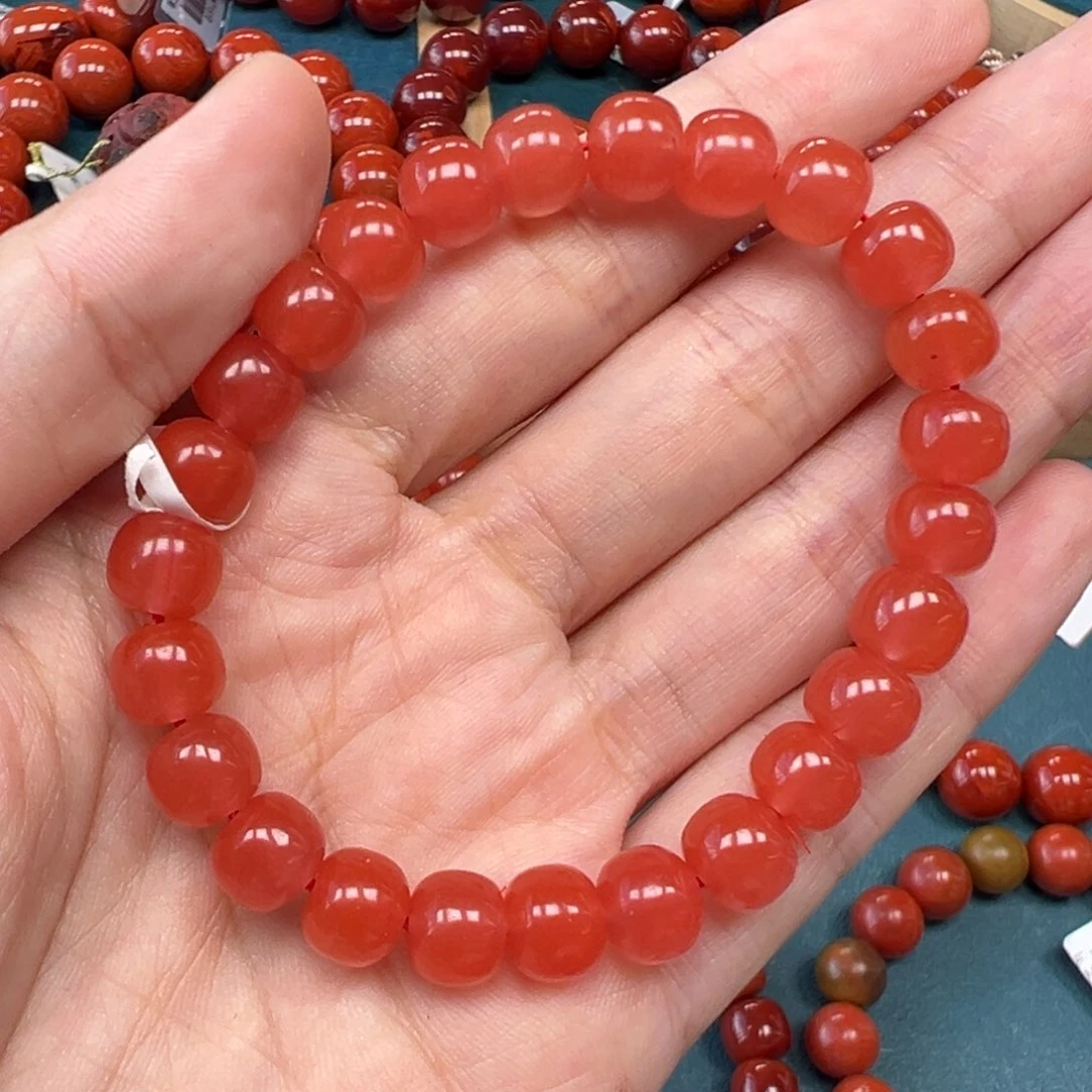 未镶嵌手串南红玛瑙保山冰红8mm老型。放漏款