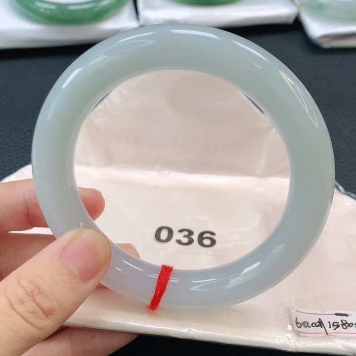 未镶嵌手镯翡翠缅甸圆60
