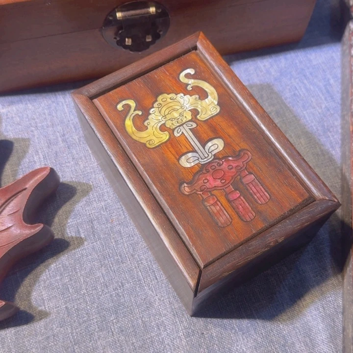 贡木抽拉盒的的的的的