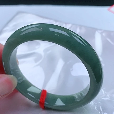 翡翠手镯未镶嵌43 号翡翠手镯