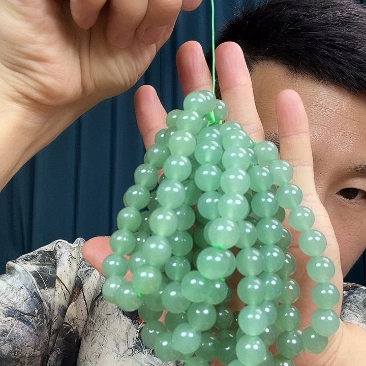 石英质玉未镶嵌颈饰