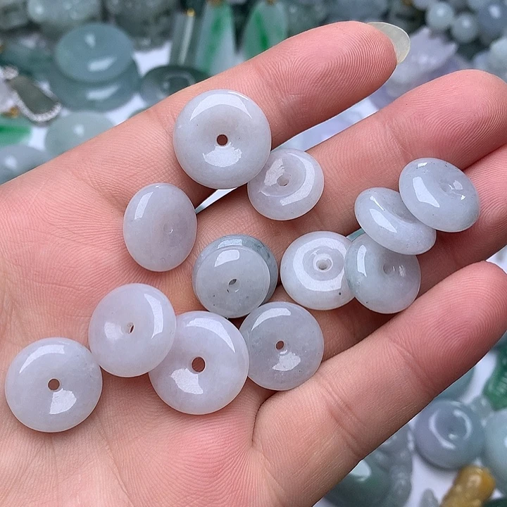 翡翠未镶嵌颈饰天然翡翠