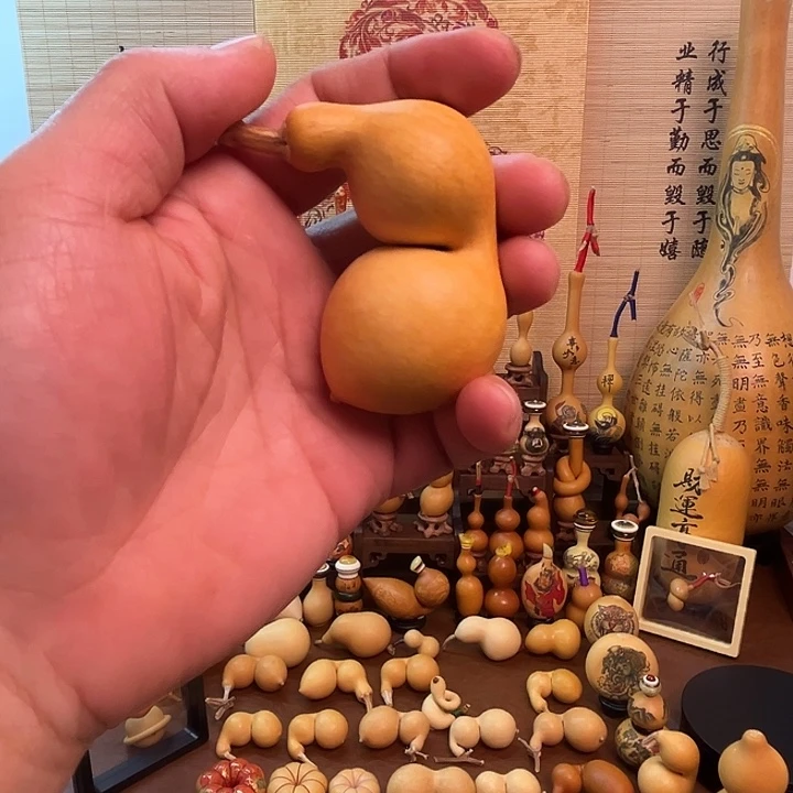 绵***绵灵韵葫芦精品手把件
