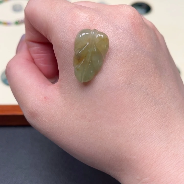 定制翡翠未镶嵌芭蕉叶