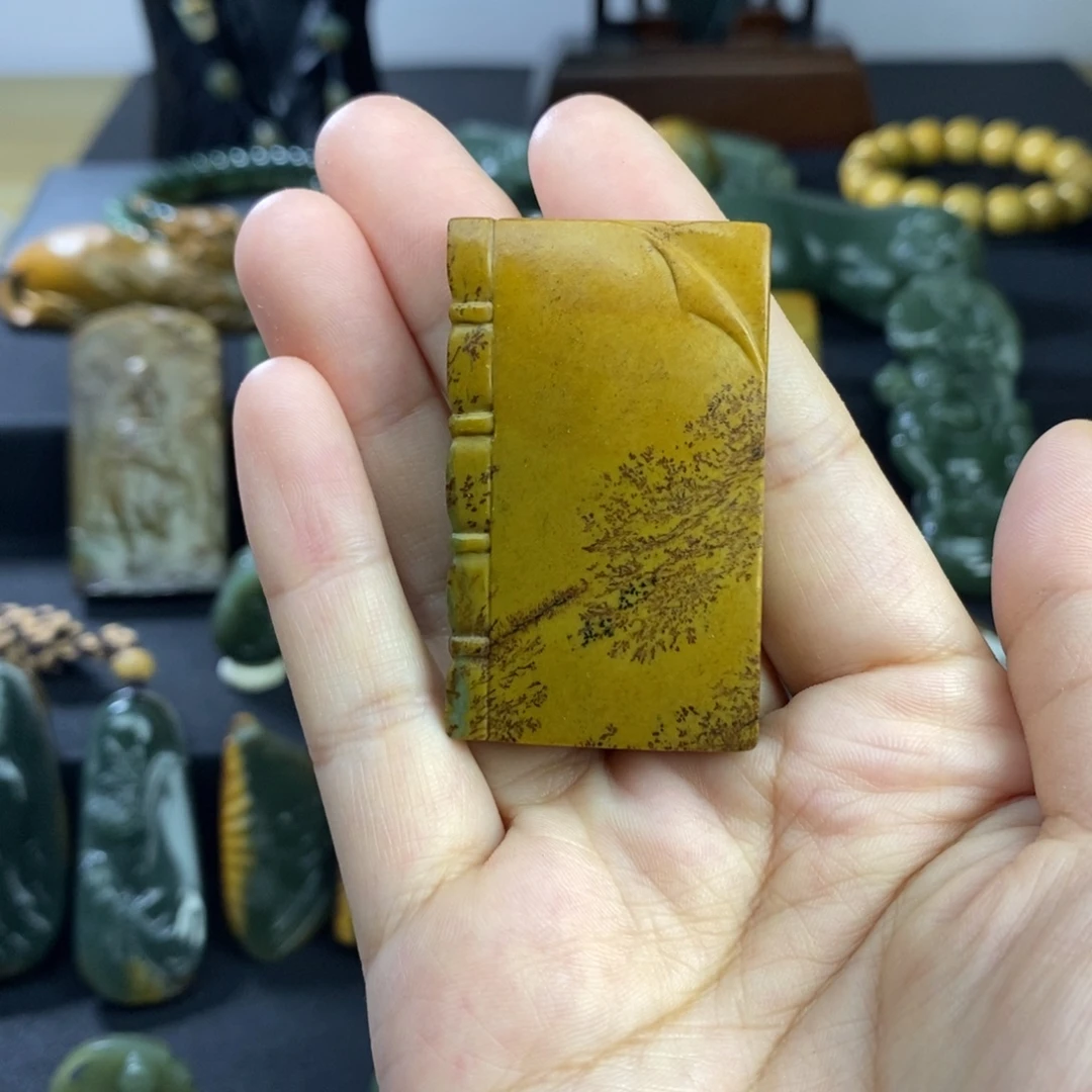 岫岩河磨玉（透闪石质玉）未镶嵌挂件